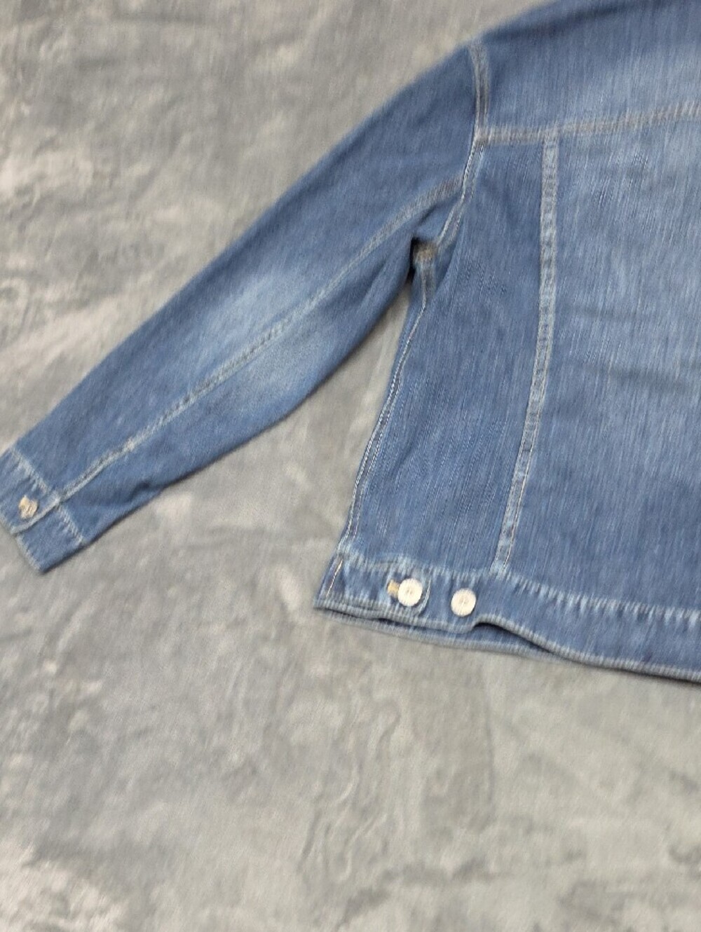 Chico's Medium Blue Denim Jean Jacket Sz 2(Lg) - Picture 8 of 8